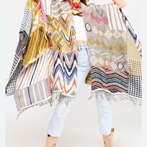 ARATTA Snow White Poncho Hand Stitched Colorful Geometric Pattern